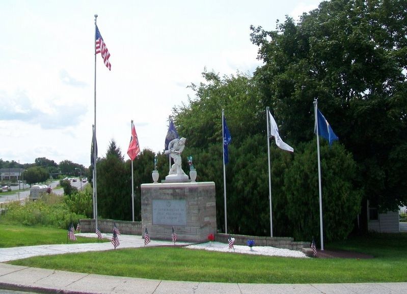 Veterans Memorial image. Click for full size.
