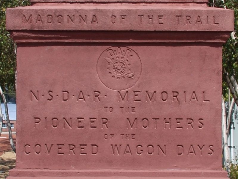 Madonna of the Trail Marker image. Click for full size.