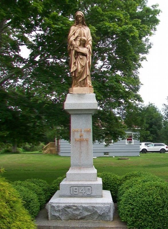 Saint Anne Statue. Click for full size. Saint Anne Statue image. Click for full size.