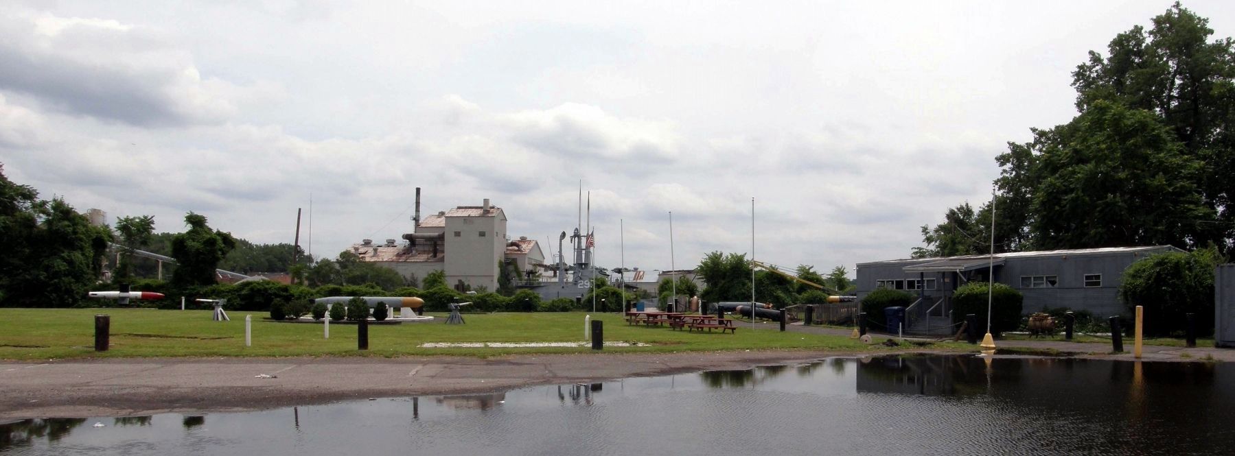 The abandoned U.S.S. Ling Museum site. Click for full size. The abandoned U.S.S. Ling Museum site image. Click for full size.