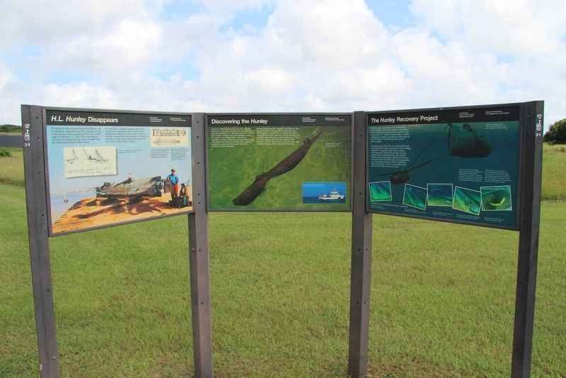 The <i>Hunley</i> Recovery Project Marker image. Click for full size.