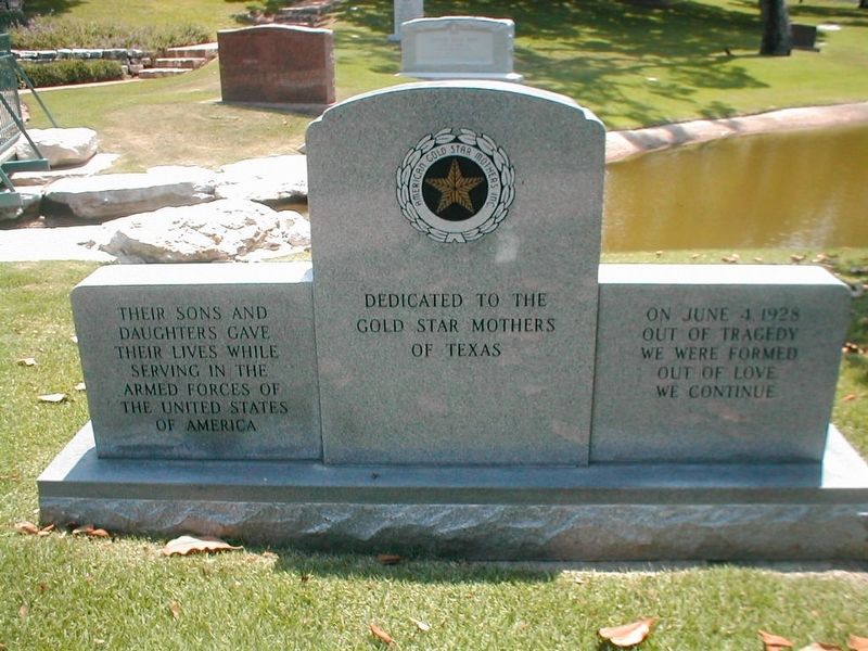 Gold Star Mothers of Texas Monument Marker. Click for full size. Gold Star Mothers of Texas Monument Marker image. Click for full size.