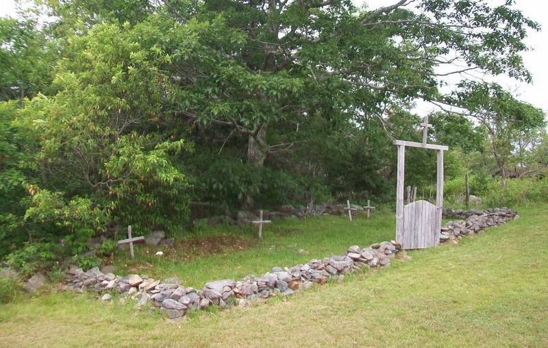 Rocco Point Chapel Cemetery image. Click for full size.