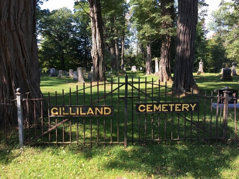 Gilliland Cemetery Gates image. Click for full size.