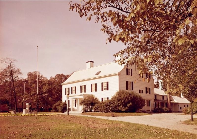 Oblique view of house - Rufus King House, 150th Street & Jamaica Avenue, Jamaica, Queens County, NY. Click for full size. Oblique view of house - Rufus King House, 150th Street & Jamaica Avenue, Jamaica, Queens County, NY image. Click for full size.