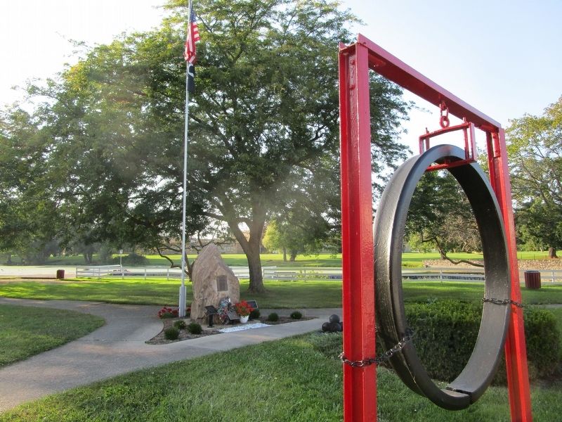 Lyndonville Veterans Memorial image. Click for full size.