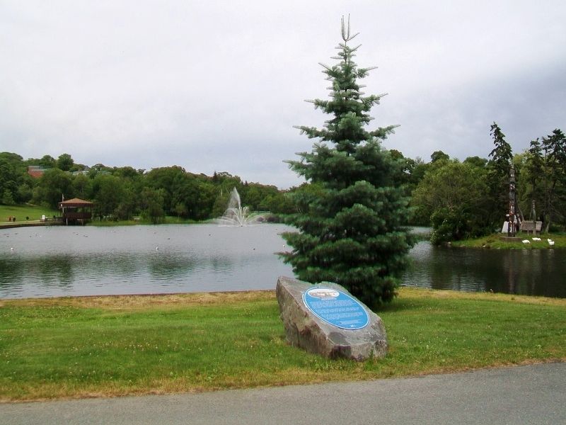 Sullivan's Pond and Marker image. Click for full size.
