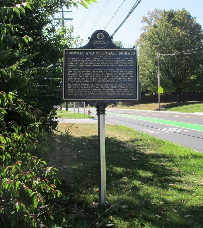 Dominion Land Company Mound Marker image. Click for full size.