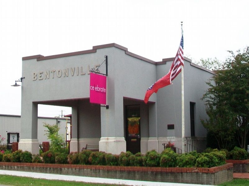 Frisco Depot and NRHP Marker. Click for full size. Frisco Depot and NRHP Marker image. Click for full size.