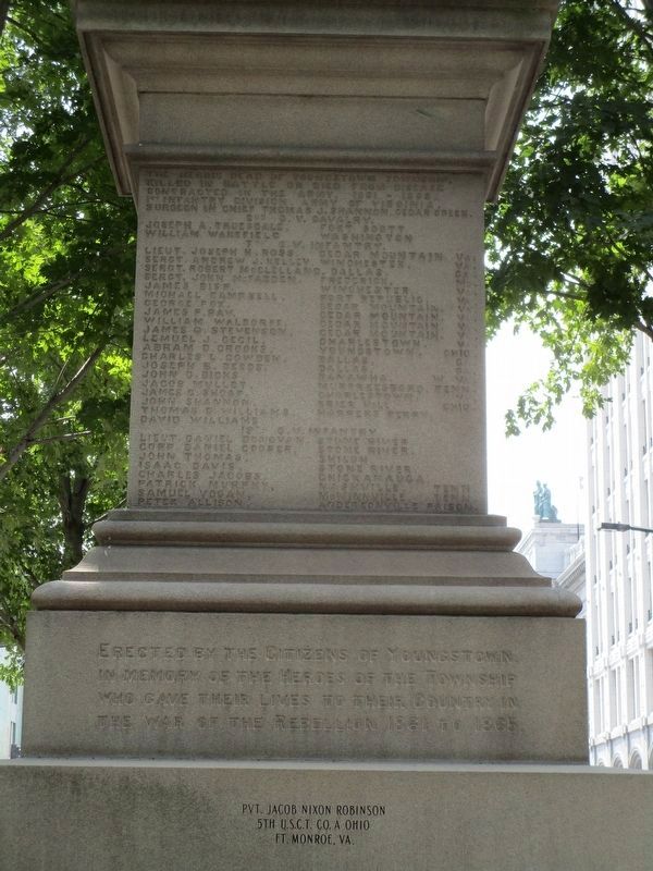 Youngstown, OH Civil War Monument. Click for full size. Youngstown, OH Civil War Monument image. Click for full size.