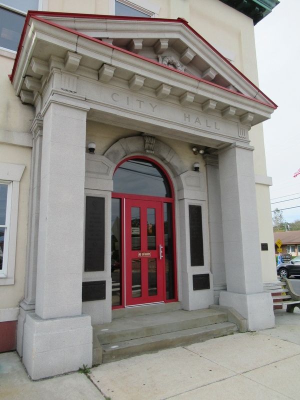 Somers Point City Hall image. Click for full size.