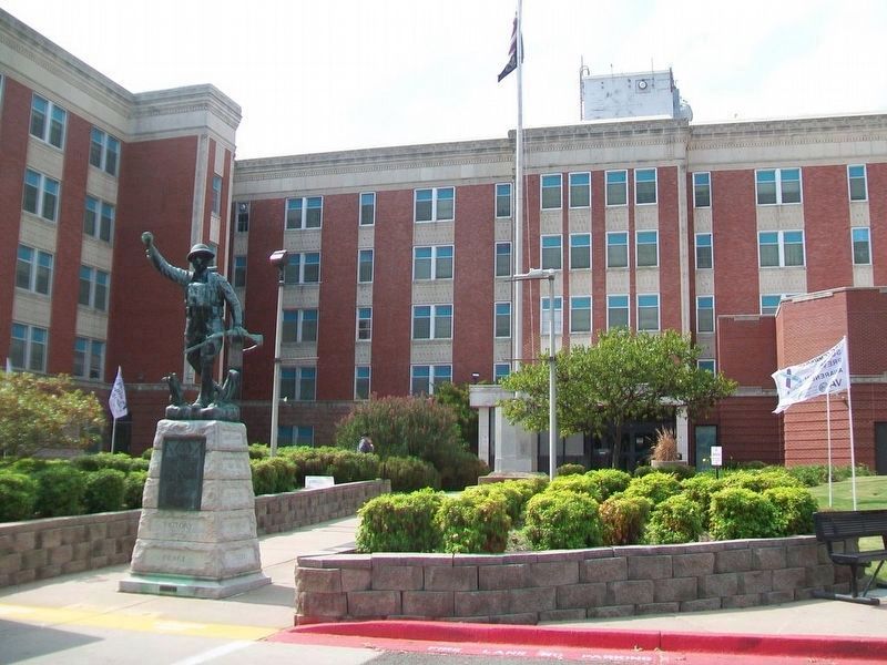 World War Memorial at Jack C. Montgomery VA Medical Center image. Click for full size.