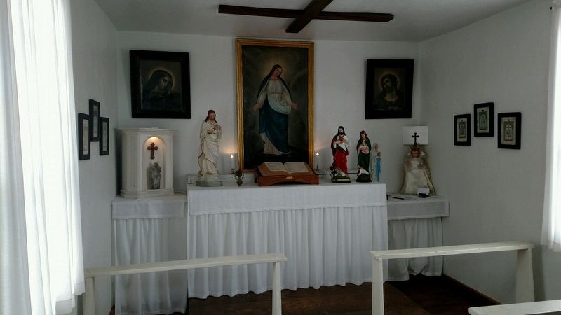 Decker's Chapel Interior. Click for full size. Decker's Chapel Interior image. Click for full size.