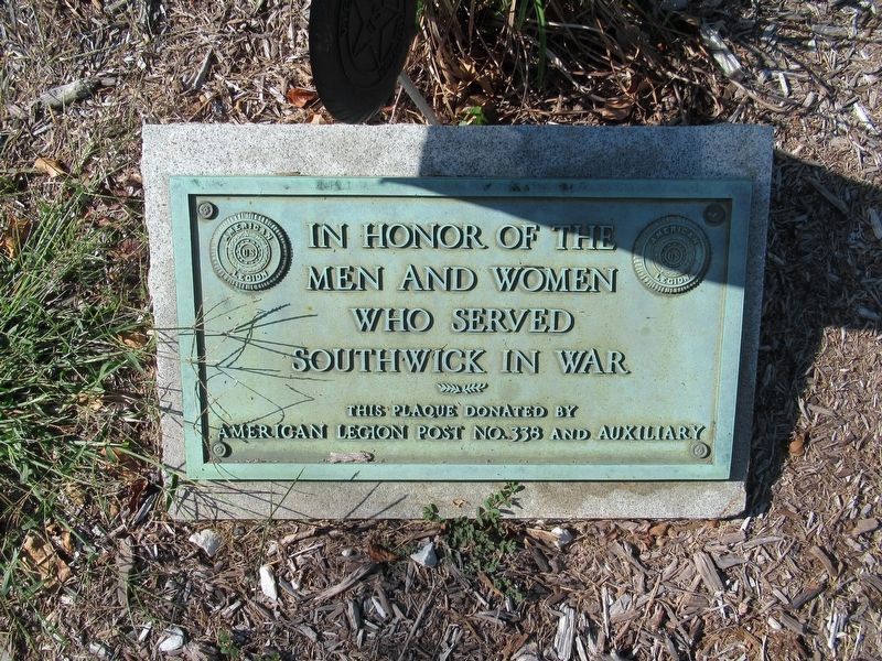 Southwick Veterans Monument image. Click for full size.