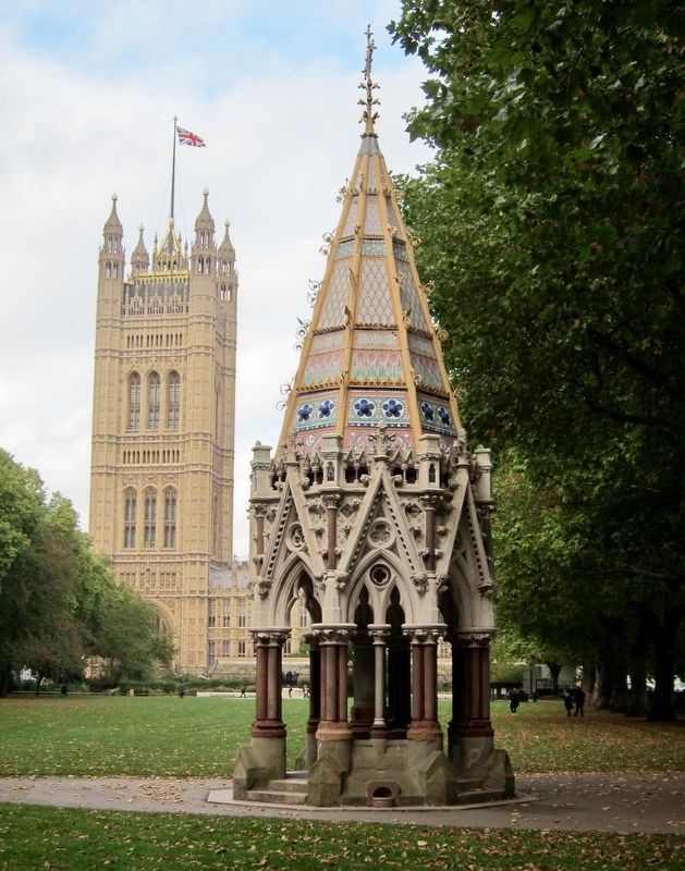 The Buxton Memorial - Looking North image. Click for full size.