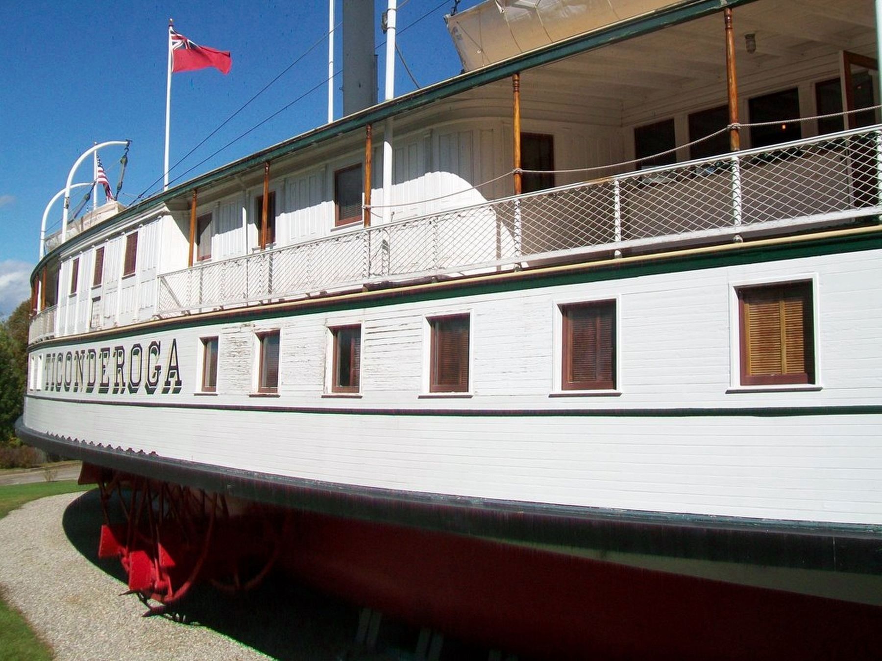 Sidewheel Steamboat <i>Ticonderoga</i>. Click for full size. Sidewheel Steamboat <i>Ticonderoga</i> image. Click for full size.