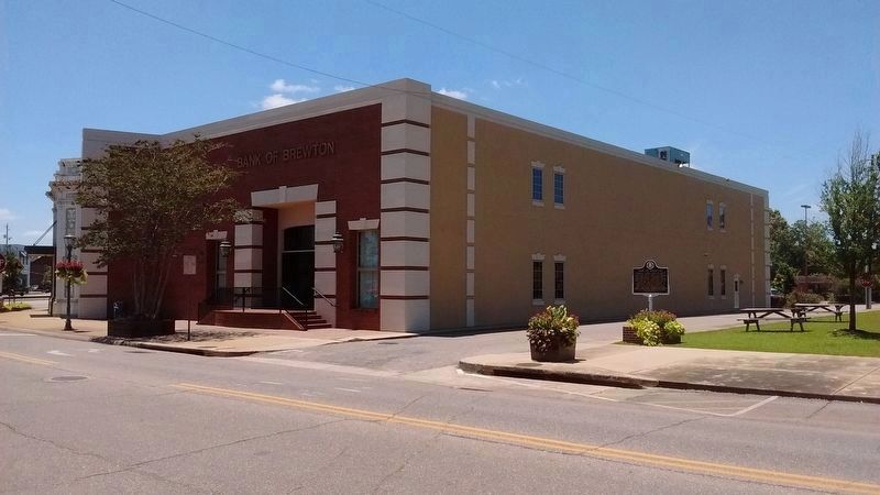 Bank of Brewton Marker (new location). Click for full size. Bank of Brewton Marker (new location) image. Click for full size.