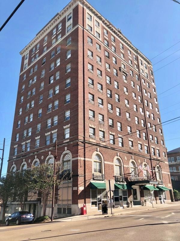 The nearby Vicksburg Hotel was one of the locations the <i>Red Tops</i> performed. image. Click for full size.