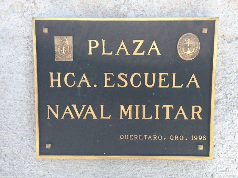 Marker on the additional Monument to the 1914 Heroes of Veracruz. Click for full size. Marker on the additional Monument to the 1914 Heroes of Veracruz image. Click for full size.
