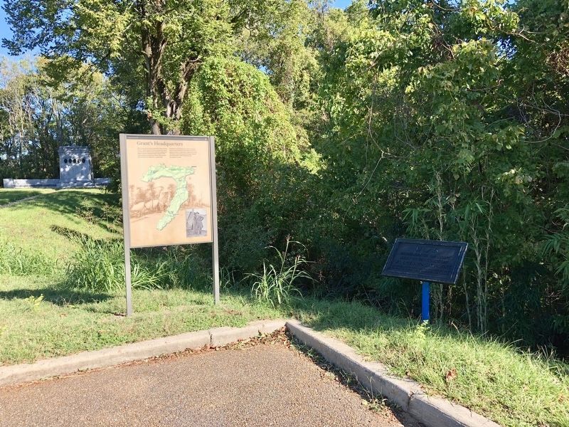 Grant�s Headquarters Marker near the Pennsylvania State Memorial. image. Click for full size.