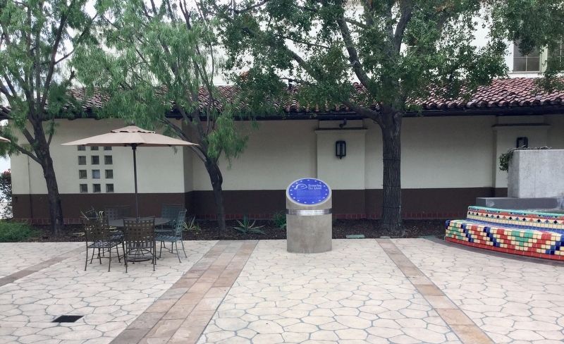 Marker in courtyard image. Click for full size.