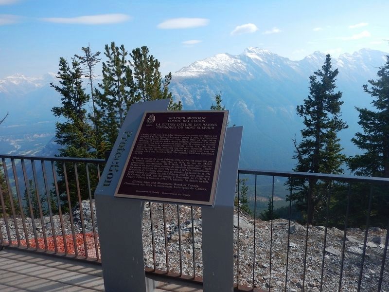 Wideview of Sulphur Mountain Cosmic Ray Station Marker image. Click for full size.