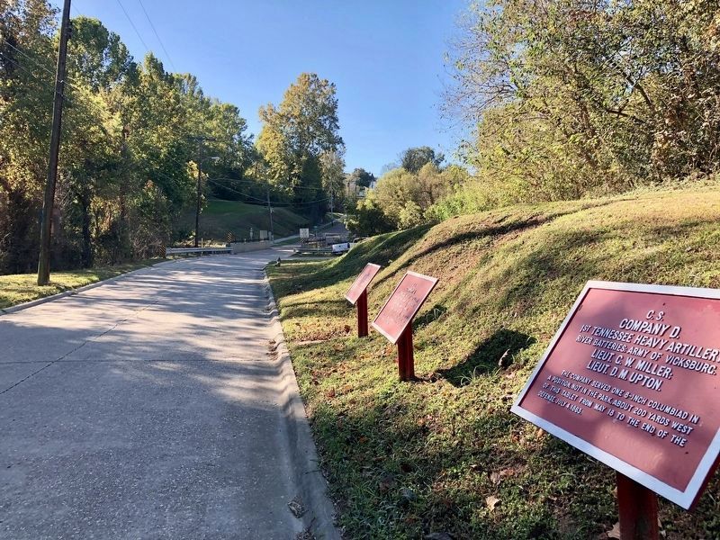 Marker (middle) looking south on Fort Hill Road.. Click for full size. Marker (middle) looking south on Fort Hill Road. image. Click for full size.