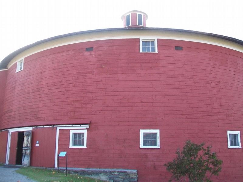 Round Barn and Marker image. Click for full size.