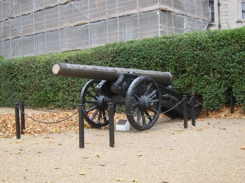 Turkish Gun and Marker - Wide View image. Click for full size.