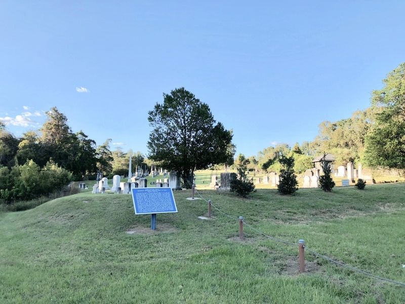 Marker near the Anshe Chesed Cemetery. image. Click for full size.