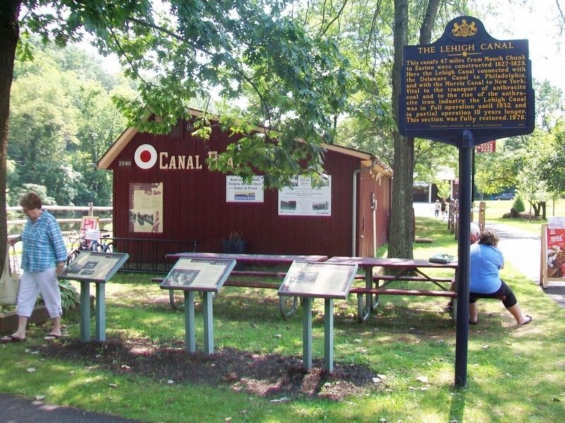 Delaware & Lehigh Canal Markers image. Click for full size.