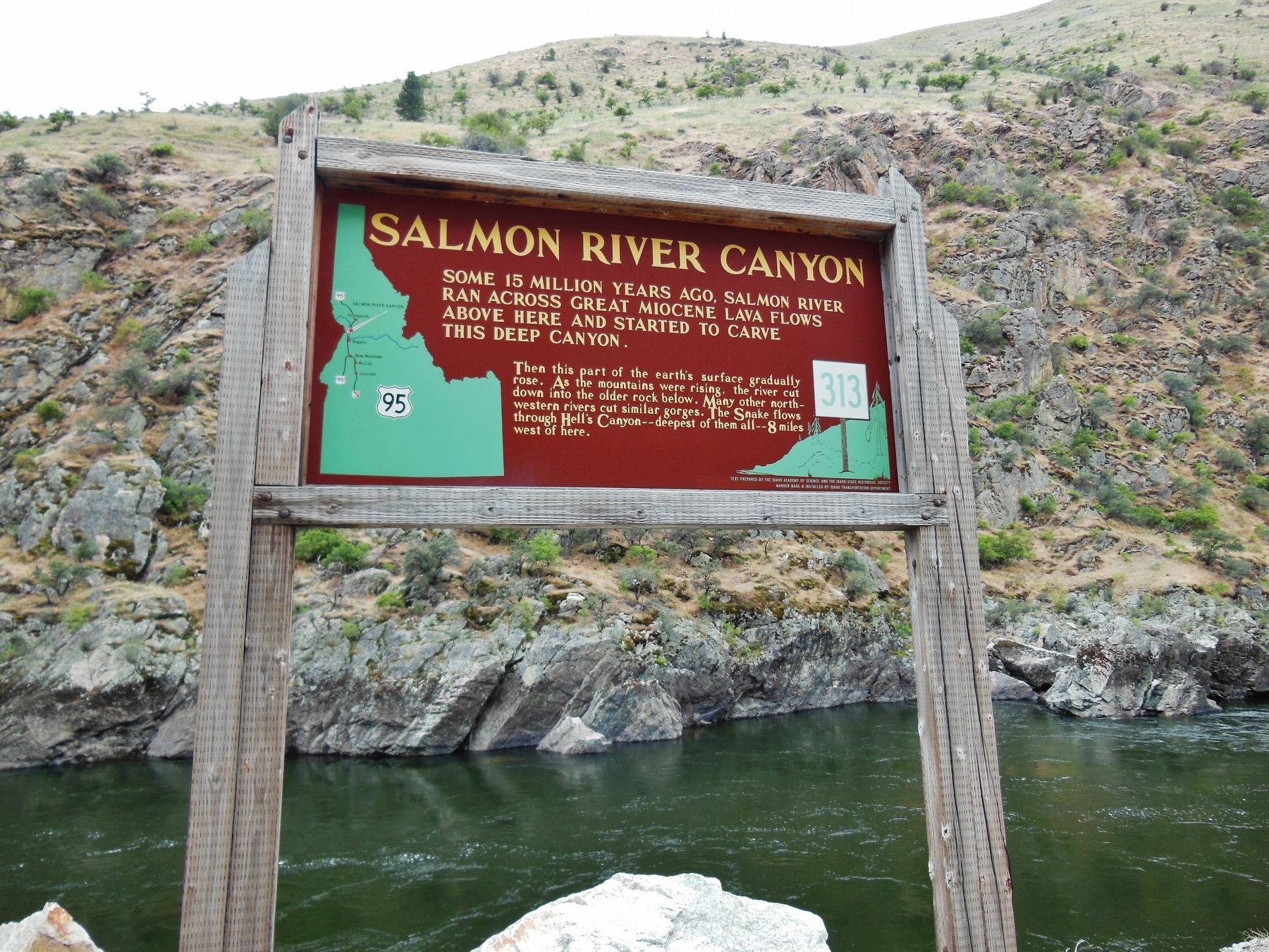 Salmon River Canyon Marker (<i>wide view</i>) image. Click for full size.