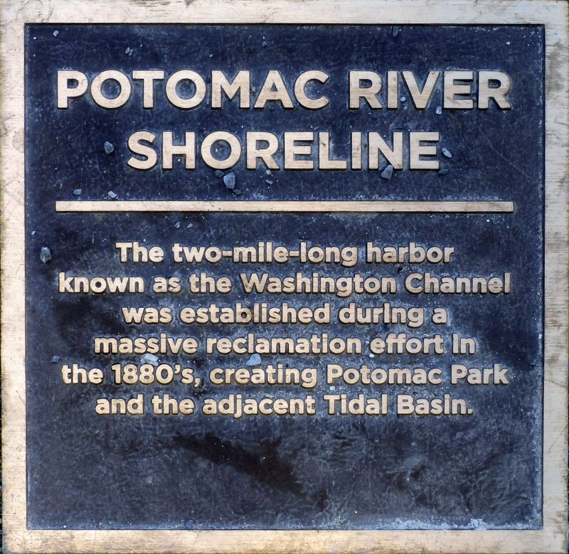Potomac River Shoreline Marker image. Click for full size.