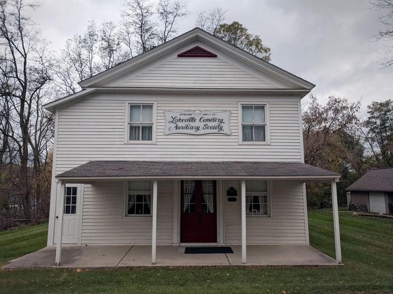 Lakeville Auxiliary Hall and Marker. Click for full size. Lakeville Auxiliary Hall and Marker image. Click for full size.