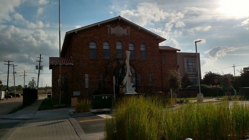 Old Bossier Municipal Building Marker. Click for full size. Old Bossier Municipal Building Marker image. Click for full size.