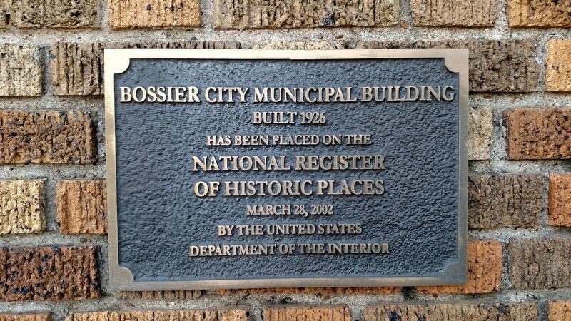 Old Bossier Municipal Building image. Click for full size.