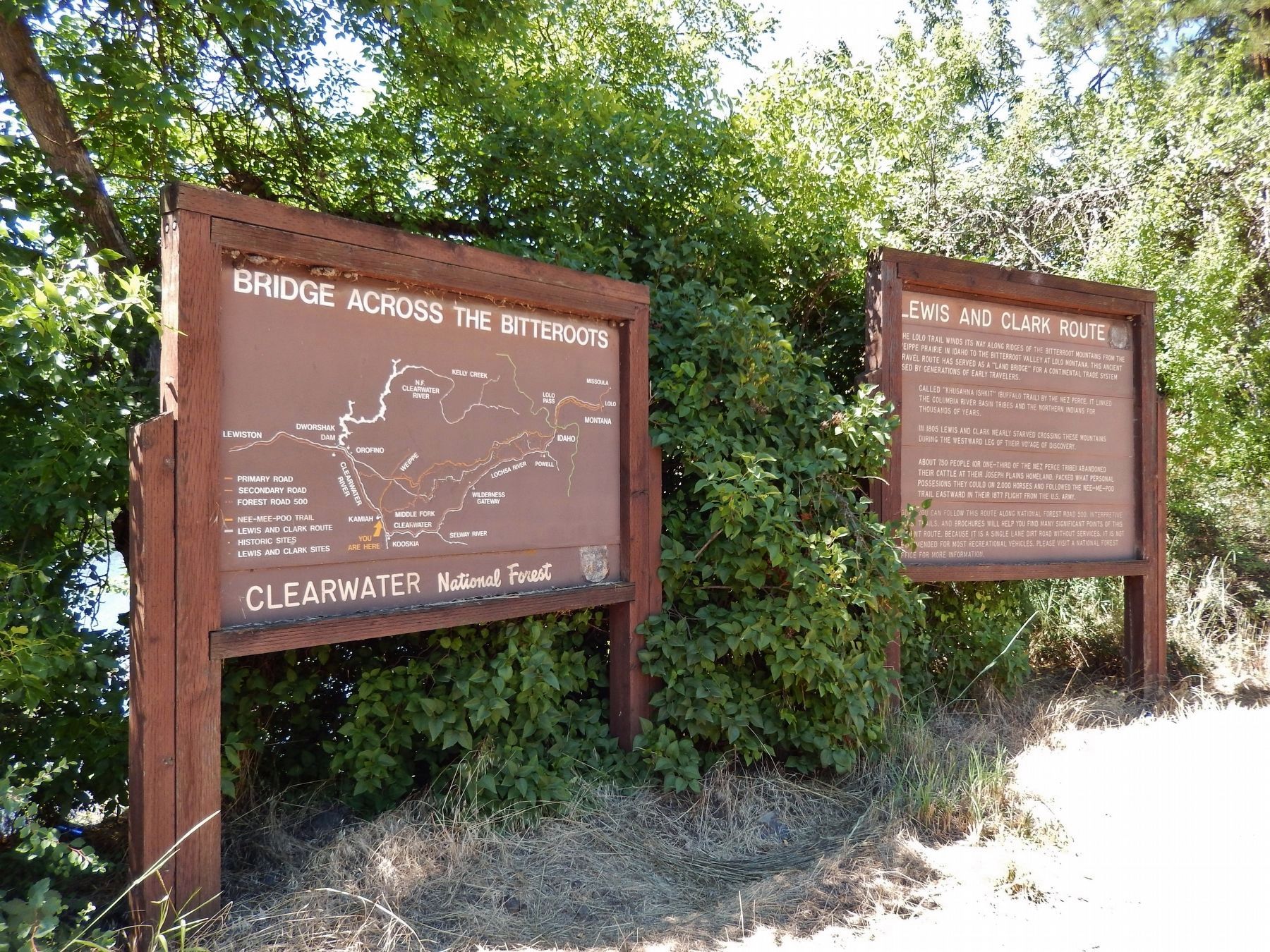 Lewis and Clark Route Marker (<i>wide view showing adjacent map</i>). Click for full size. Lewis and Clark Route Marker (<i>wide view showing adjacent map</i>) image. Click for full size.