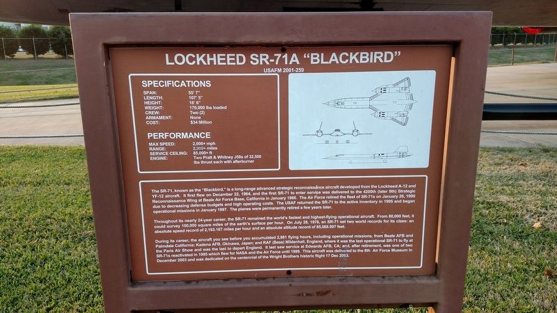 Lockheed SR-71A "Blackbird" image. Click for full size.