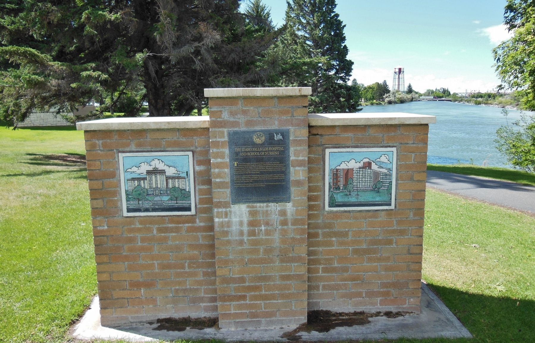The Idaho Falls LDS Hospital and School of Nursing Marker (<i>wide view</i>) image. Click for full size.