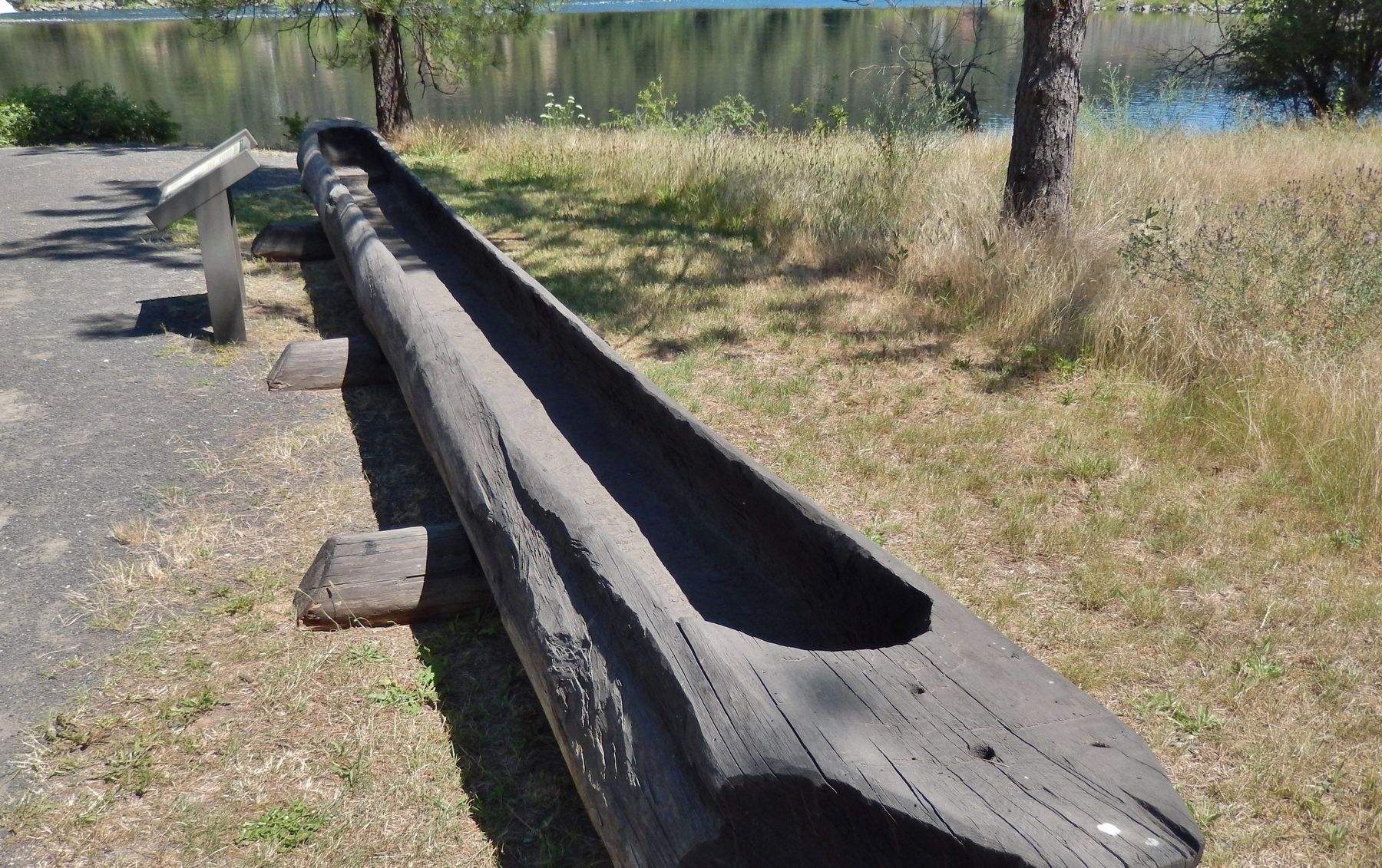 Dugout canoe detail image. Click for full size.