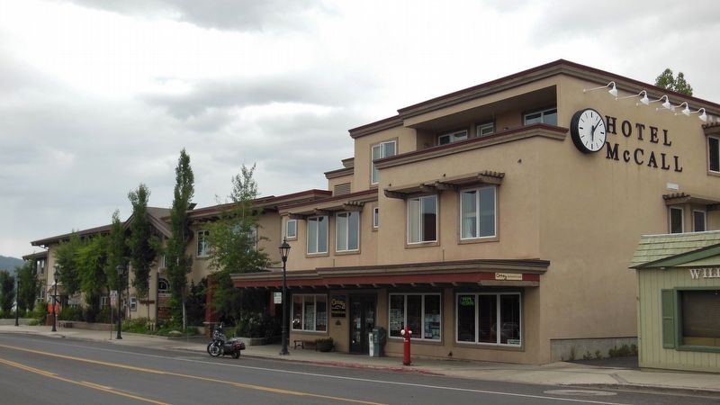 Hotel McCall (<i>near marker</i>). Click for full size. Hotel McCall (<i>near marker</i>) image. Click for full size.
