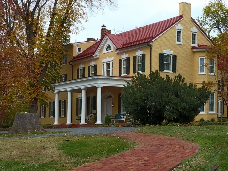General George C. Marshall House Dodona Manor image. Click for full size.