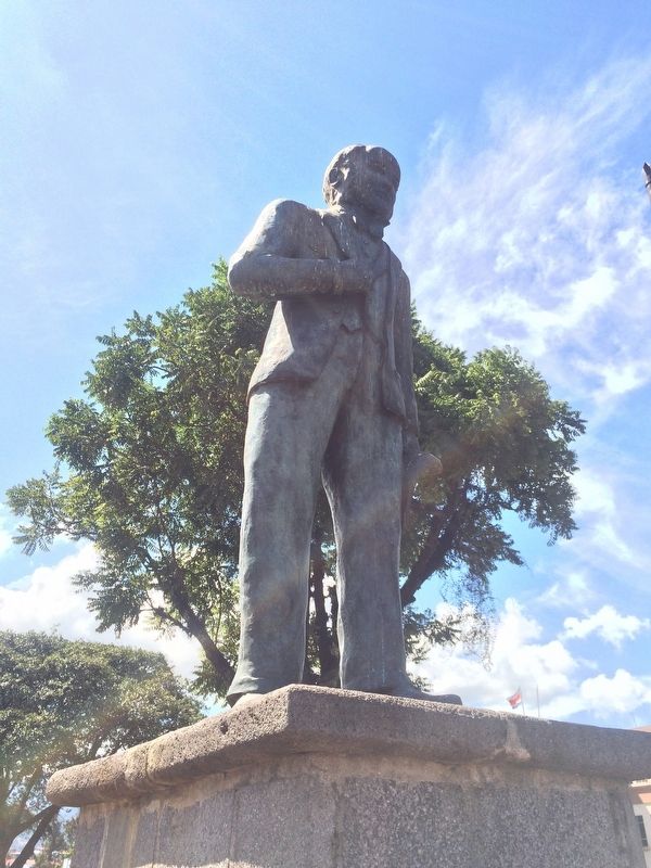Braulio Carrillo Colina statue. Click for full size. Braulio Carrillo Colina statue image. Click for full size.