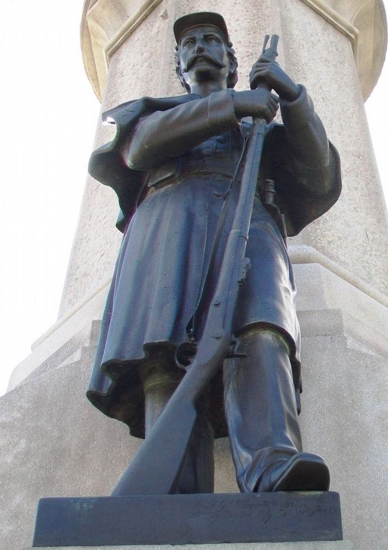 Civil War Memorial Soldier Statue. Click for full size. Civil War Memorial Soldier Statue image. Click for full size.