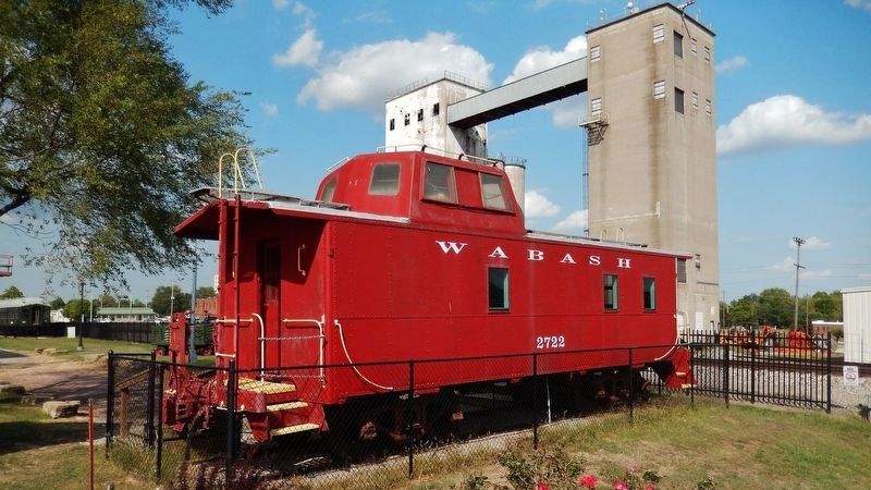 Wabash Caboose 2722 Exhibit (<i>near the marker</i>) image. Click for full size.