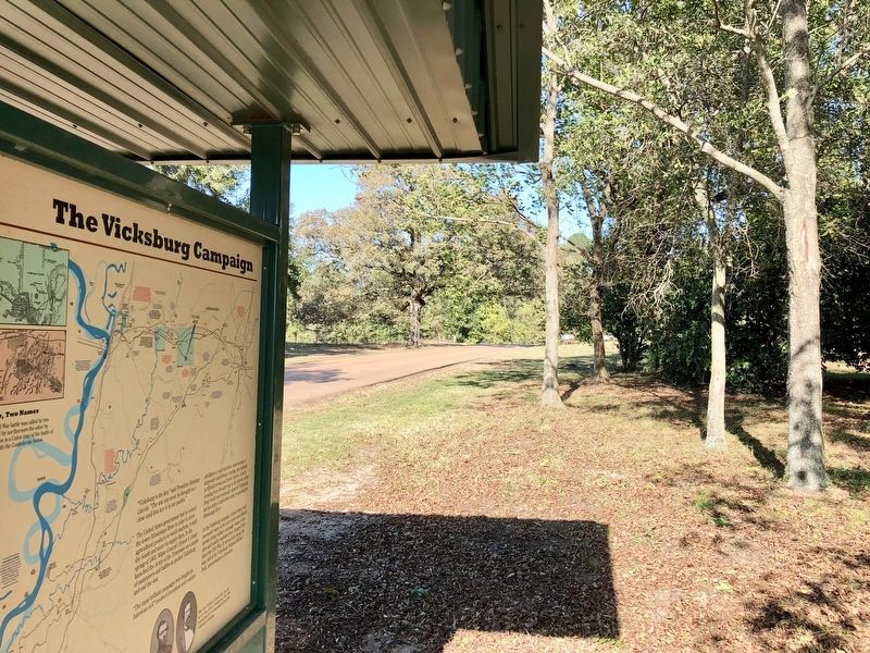 The Vicksburg Campaign Marker looking north on Adams Lane. image. Click for full size.