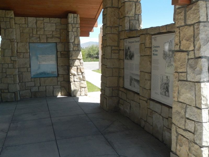 Timmerman Junction Oregon Trail Kiosk Markers image. Click for full size.