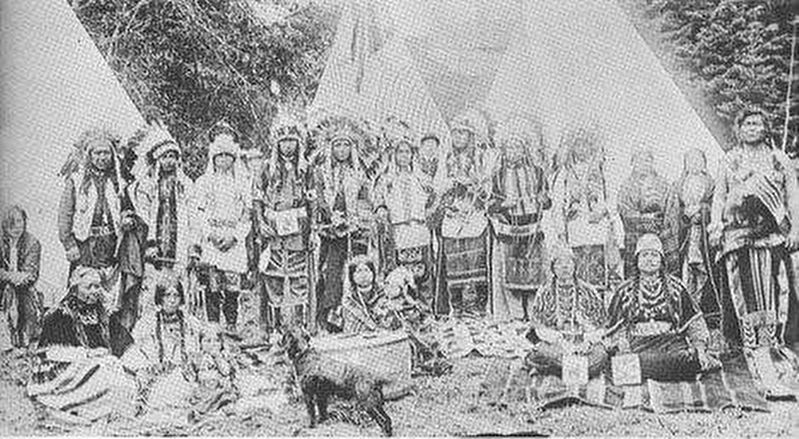 Big Horn Chief of the Bannock on the right image. Click for full size.