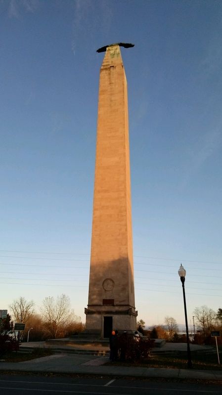 Macdonough Monument & Marker image. Click for full size.