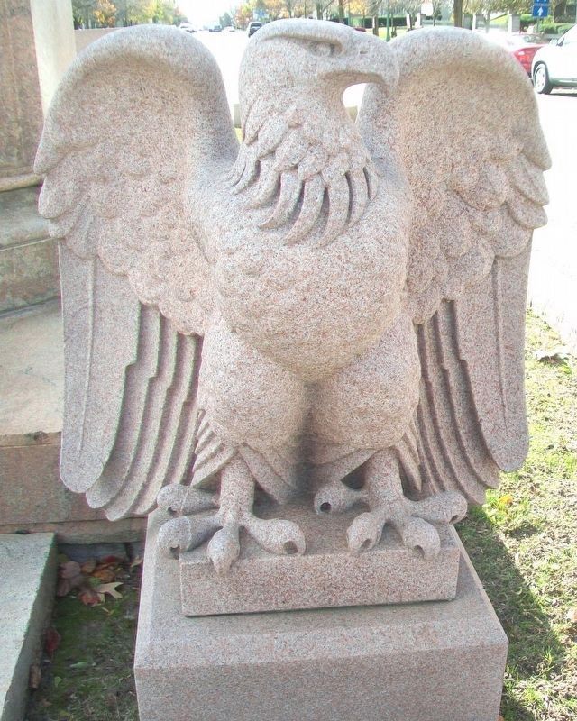 Roswell Pettibone Flower Monument Eagle image. Click for full size.